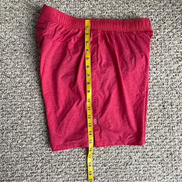 Rhone Red Men’s Shorts Size Medium - Picture 8 of 9